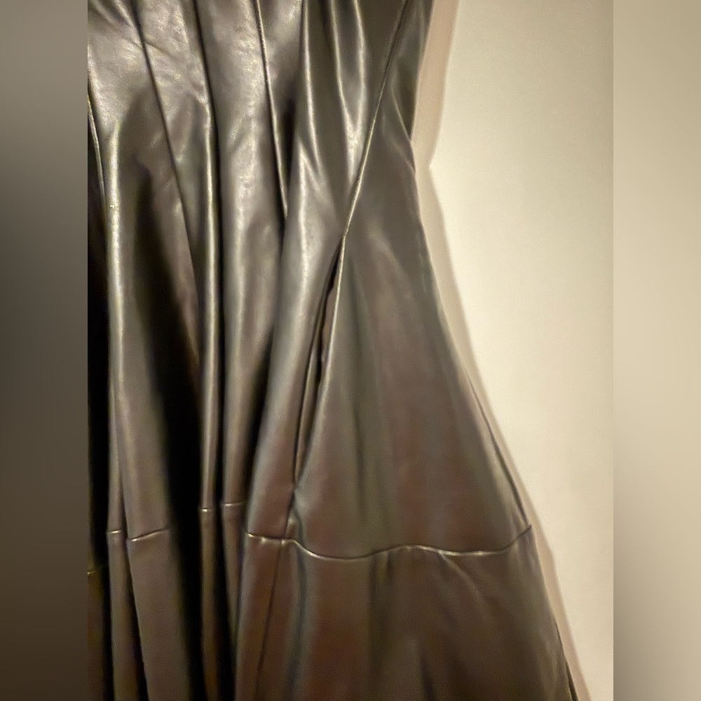 Shoshanna Celia Midnight Black Faux Leather Midi Dress size 6 NWT - Picture 10 of 11